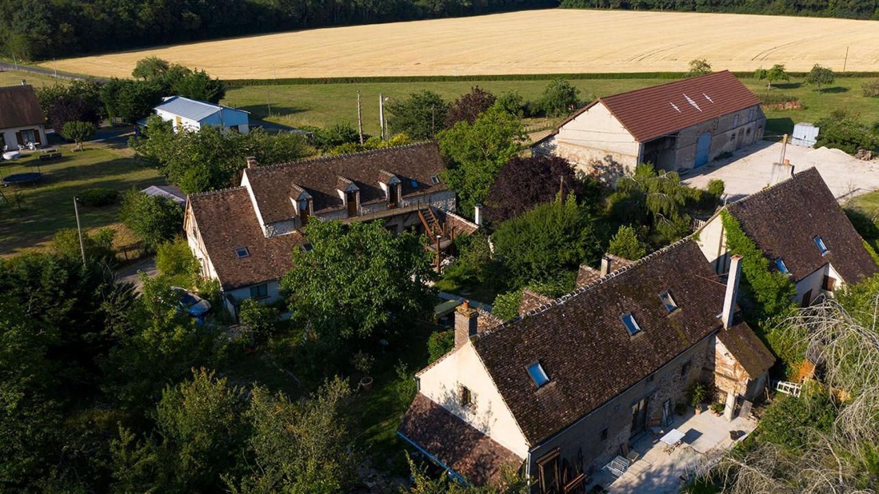 Готель La Grange Des Blins Jouy  Екстер'єр фото